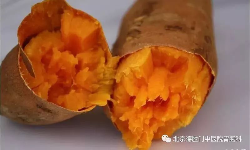 胃不好的人，千万别空腹吃这6种食物！