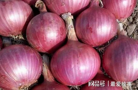 胃病不能吃“馒头”？医生提醒：若想养好胃，尽量避开这几种食物